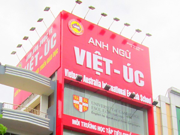 bien-quang-cao-trung-tam-tieng-anh-19